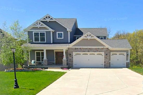 front of house at address 2067 Nolan Avenue, crown point, Indiana