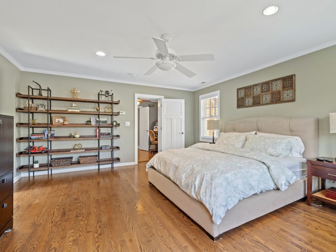 7317 W Greenleaf St, Chicago, IL - master bedroom