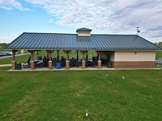 Side Photo of the Pavilion at Central Park in Dyer Indiana