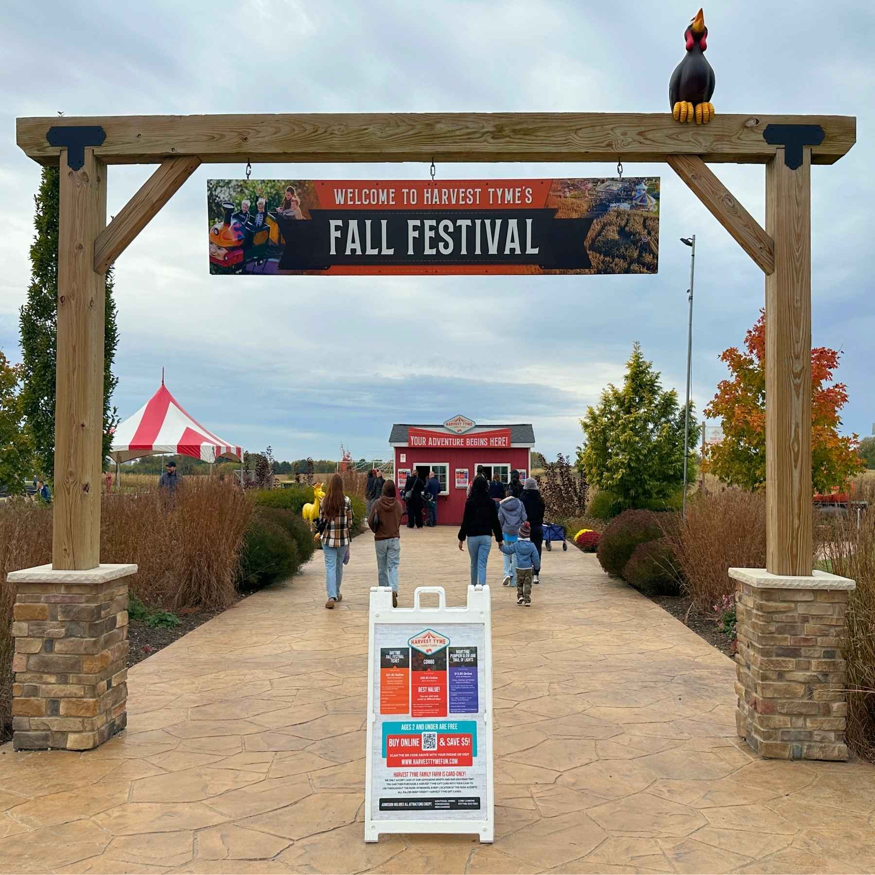 Harvest Tyme Lowell IN Fall Festival entrance sign